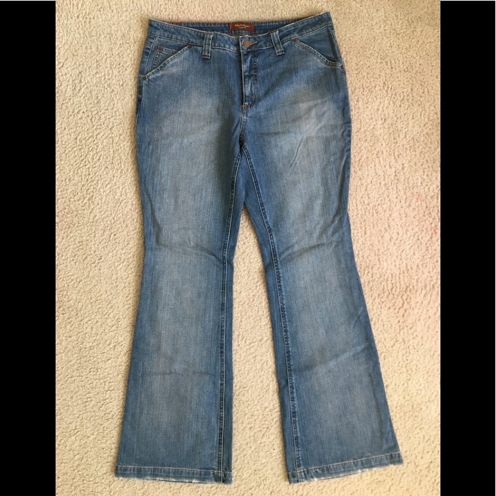 HIGH QUALITY DENIM/Bootcut Jeans with Size 14